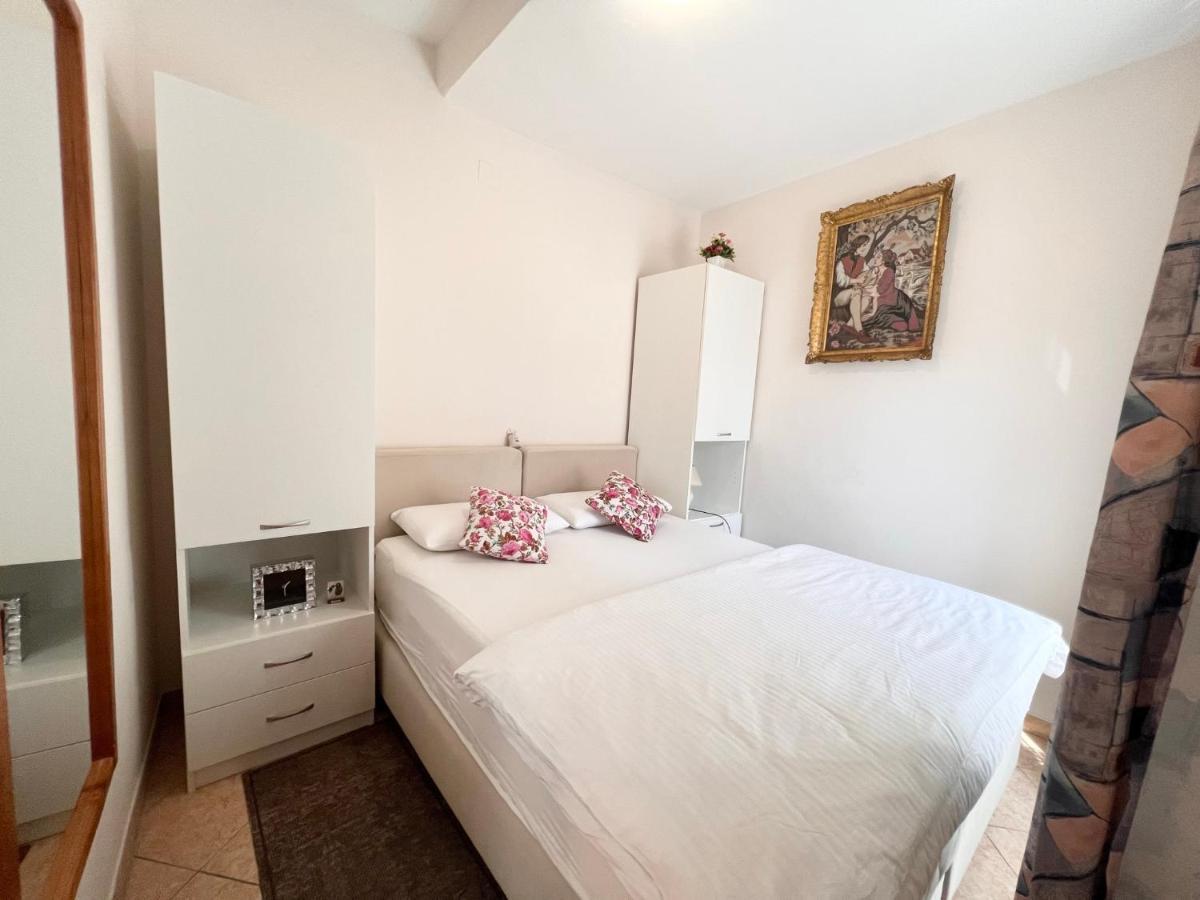 Apartments Tereza Novigrad  Luaran gambar