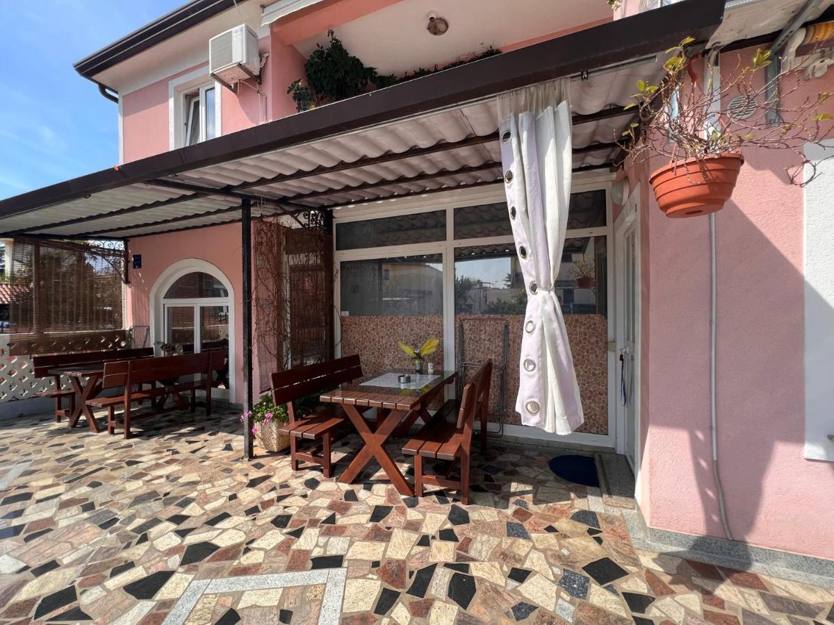 Apartments Tereza Novigrad  Luaran gambar