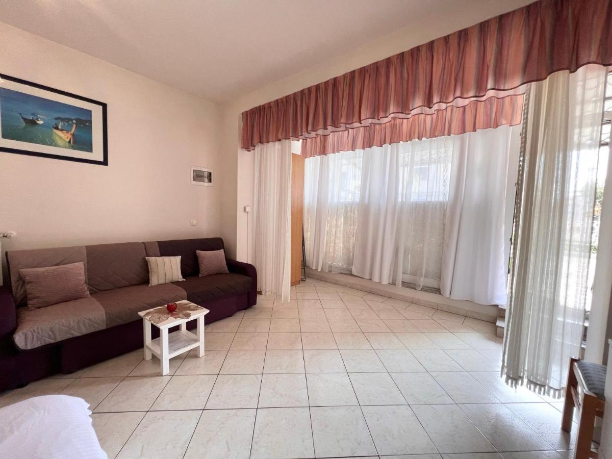 Apartments Tereza Novigrad  Luaran gambar