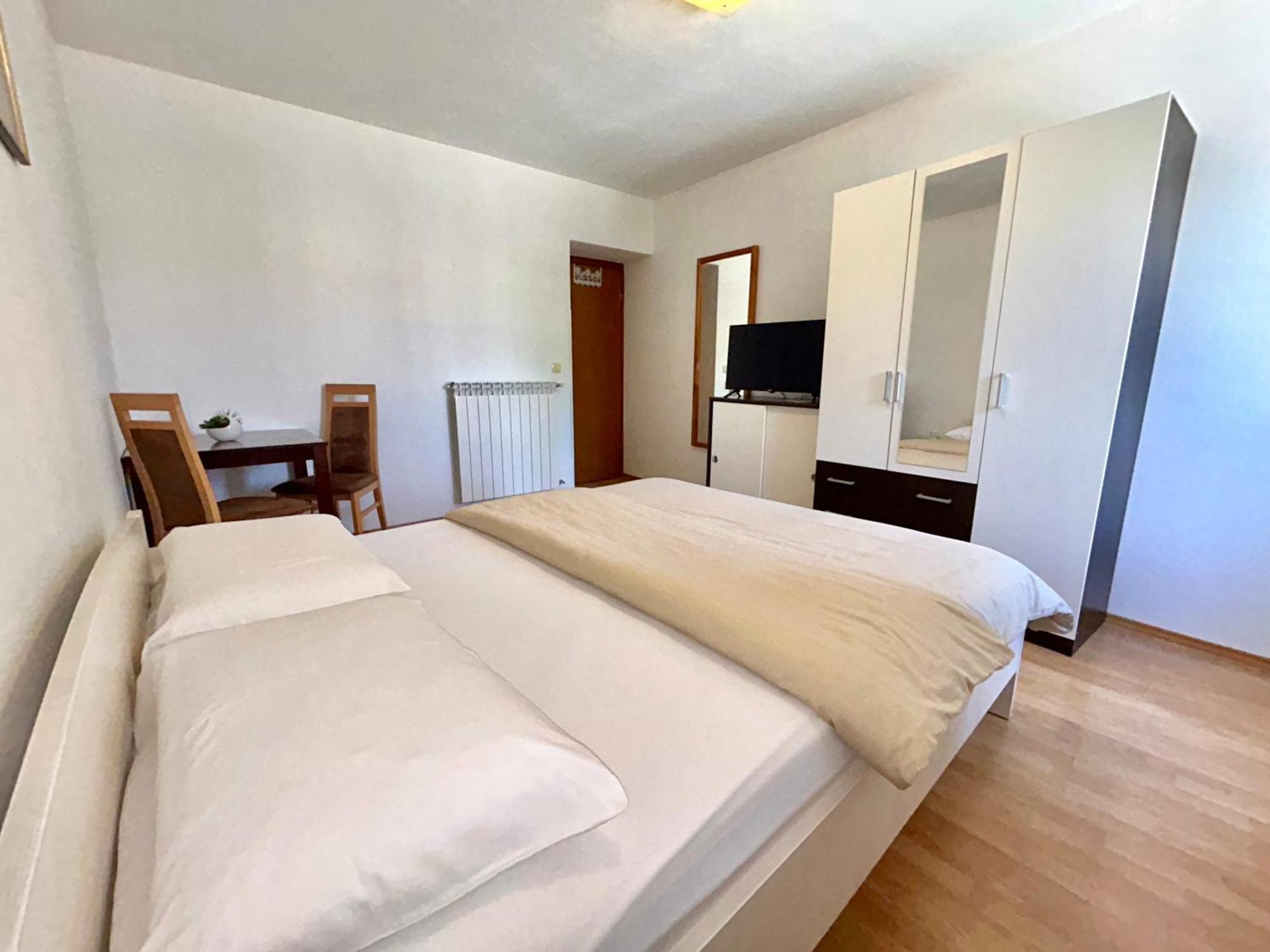 Apartments Tereza Novigrad  Luaran gambar