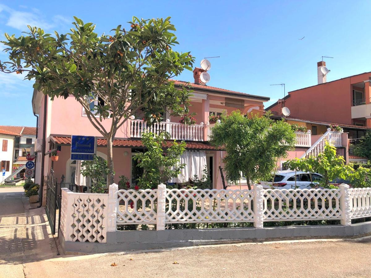 Apartments Tereza Novigrad  Luaran gambar
