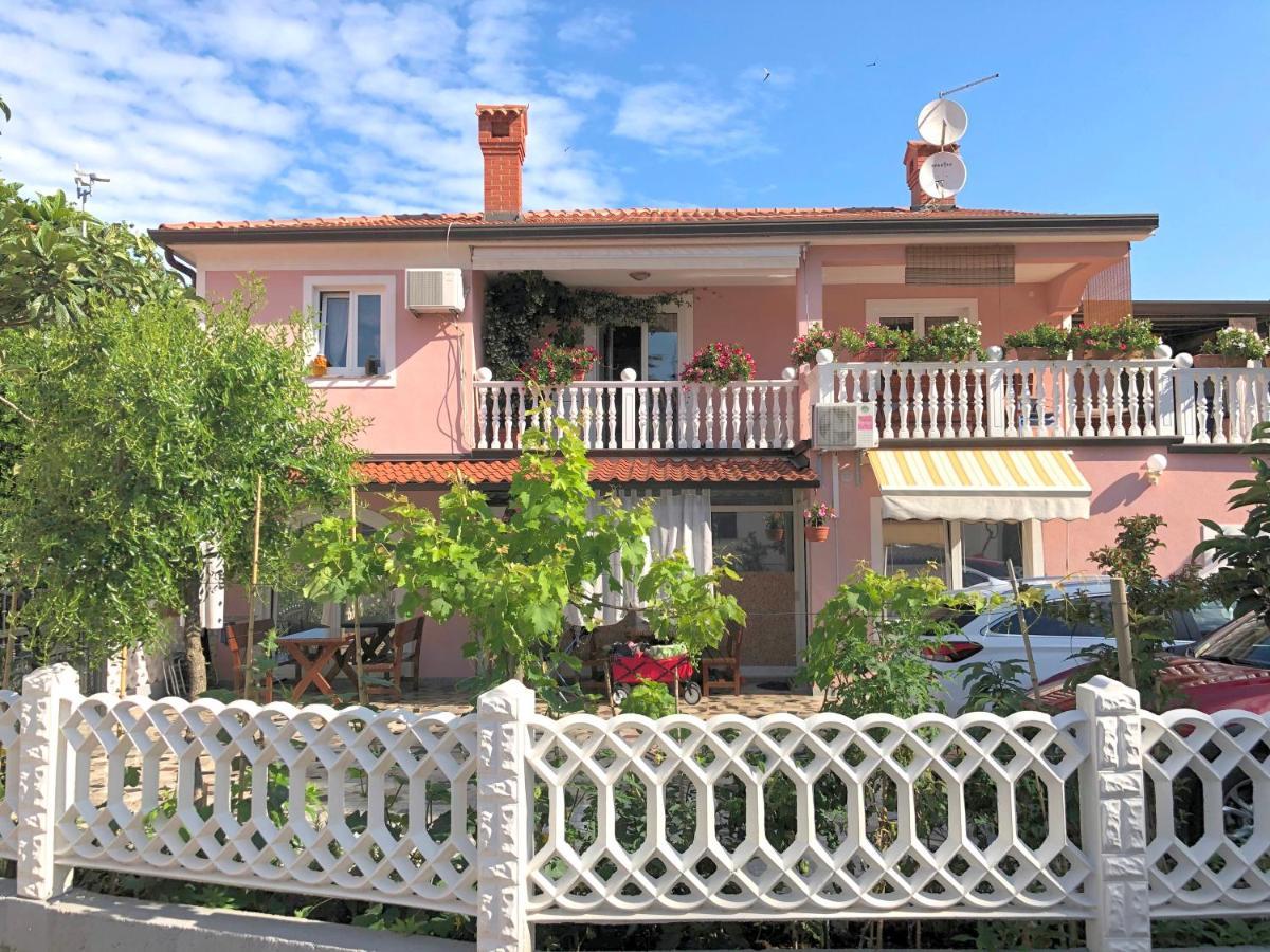 Apartments Tereza Novigrad  Luaran gambar